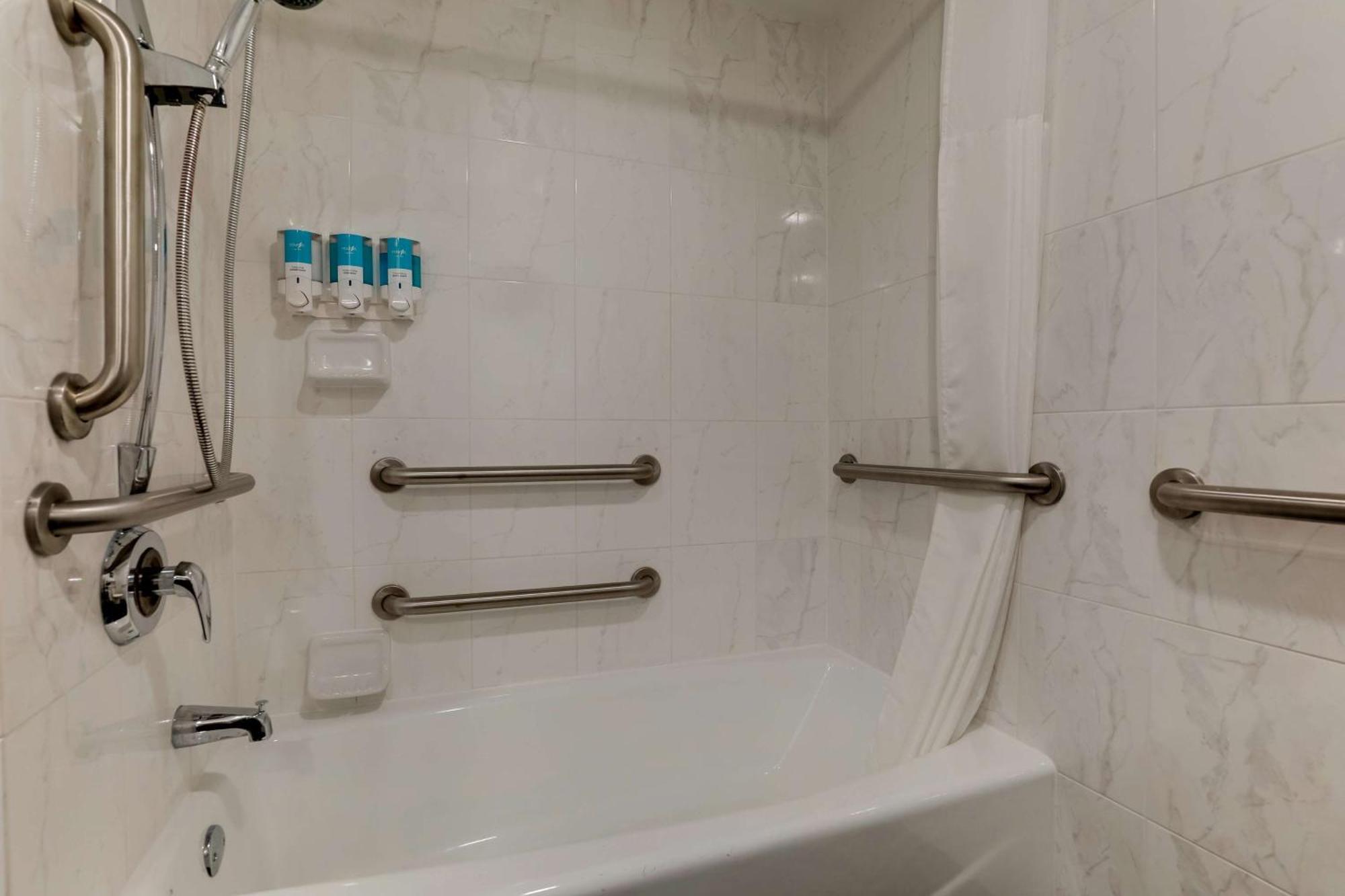 Drury Inn & Suites Columbus 더블린 외부 사진