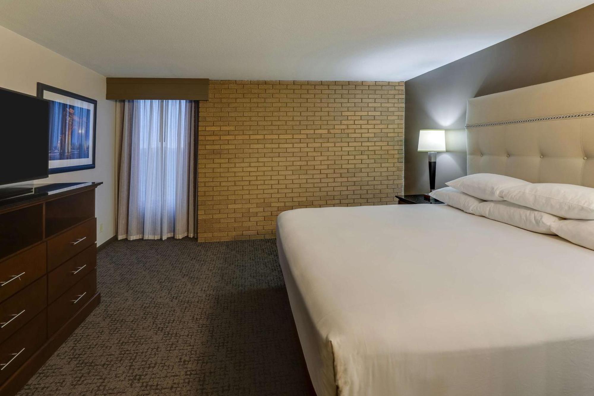 Drury Inn & Suites Columbus 더블린 외부 사진