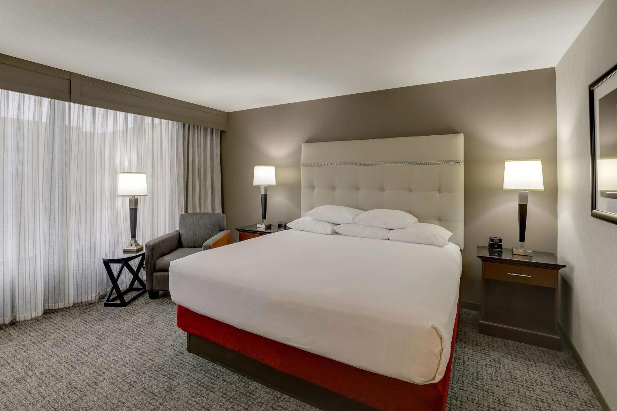 Drury Inn & Suites Columbus 더블린 외부 사진