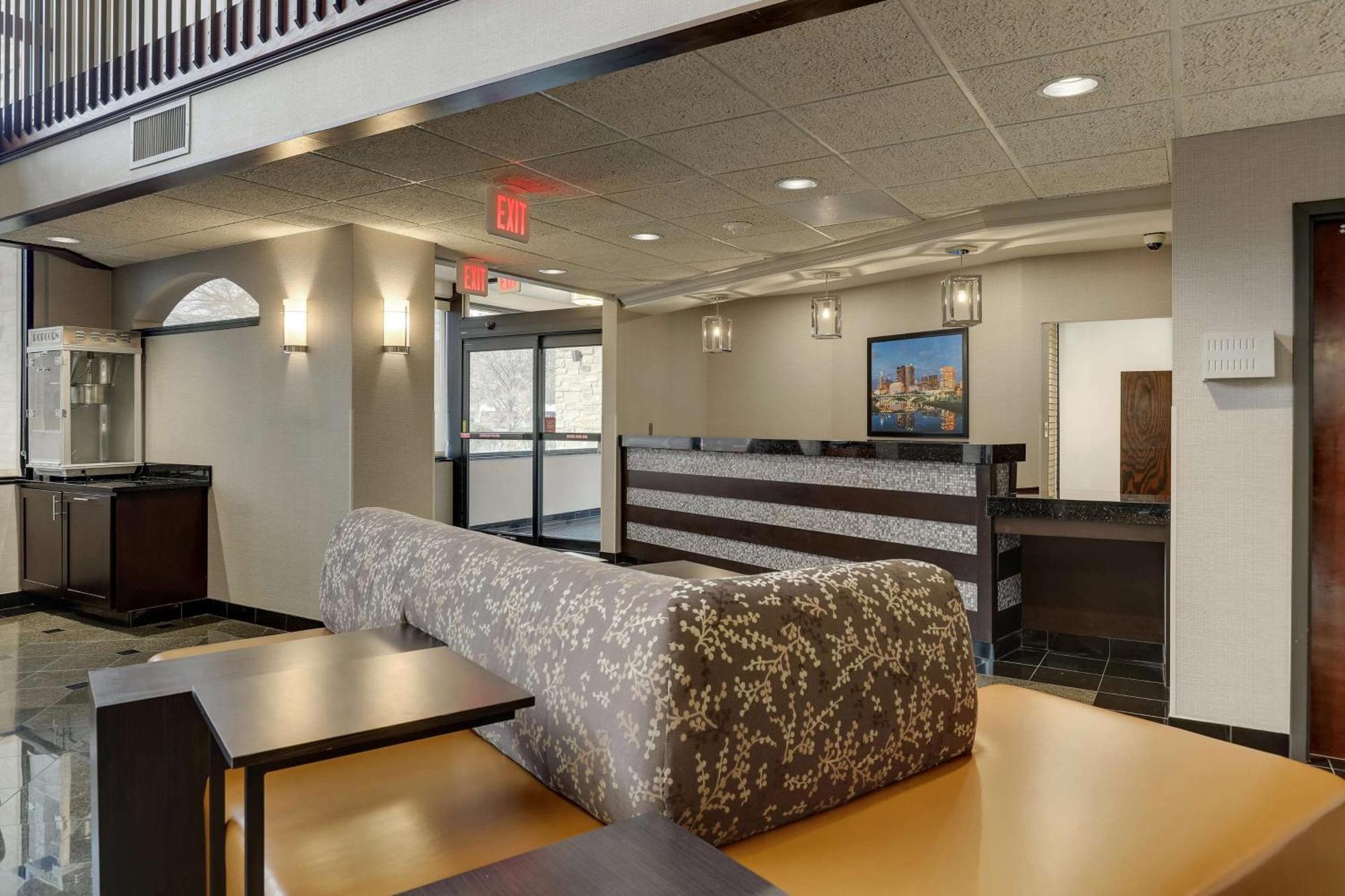 Drury Inn & Suites Columbus 더블린 외부 사진