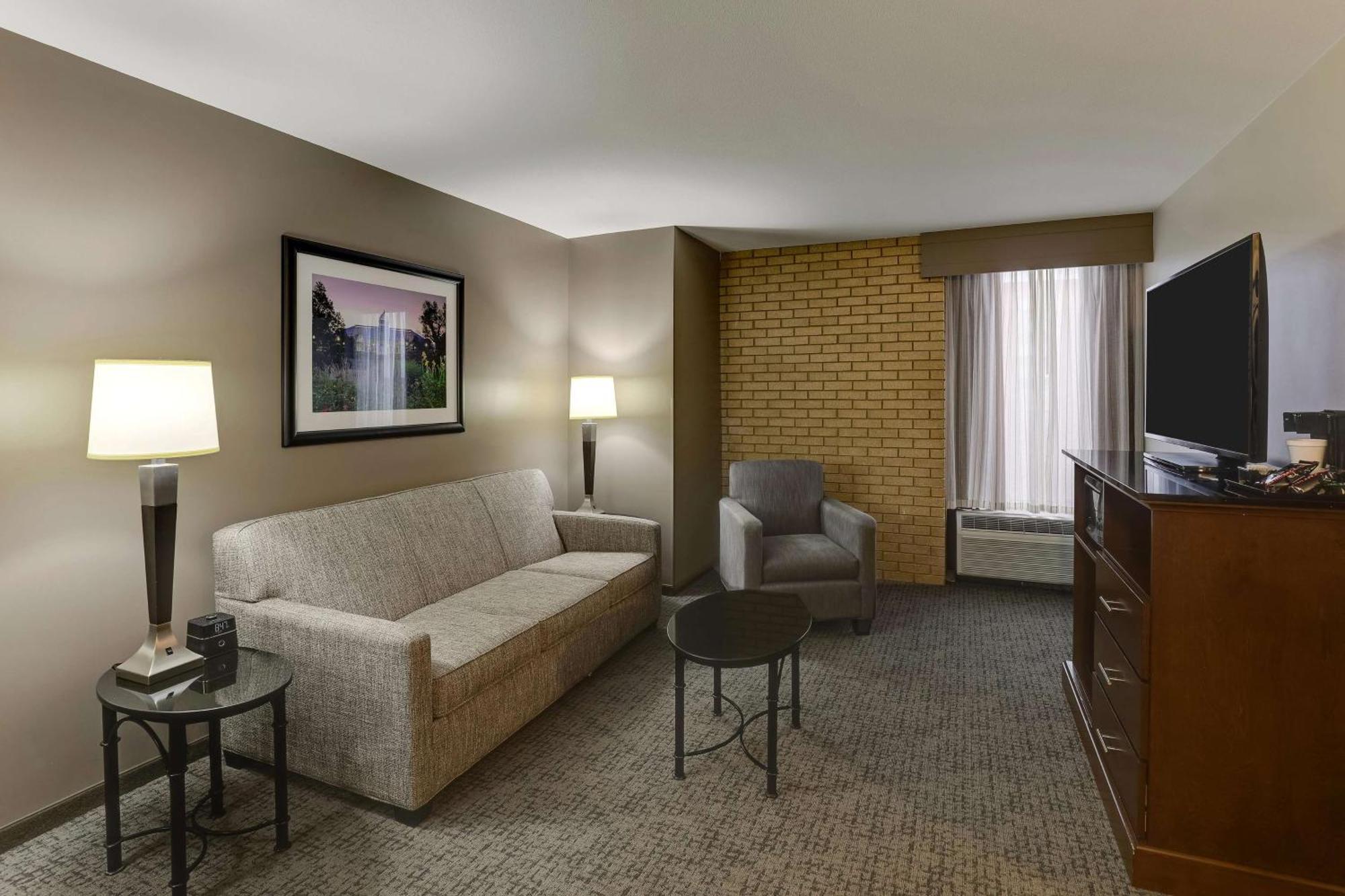 Drury Inn & Suites Columbus 더블린 외부 사진